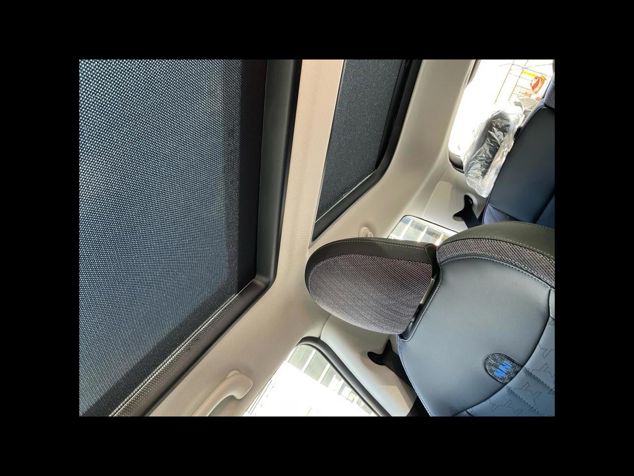 2027 MINI 2 DOOR Base