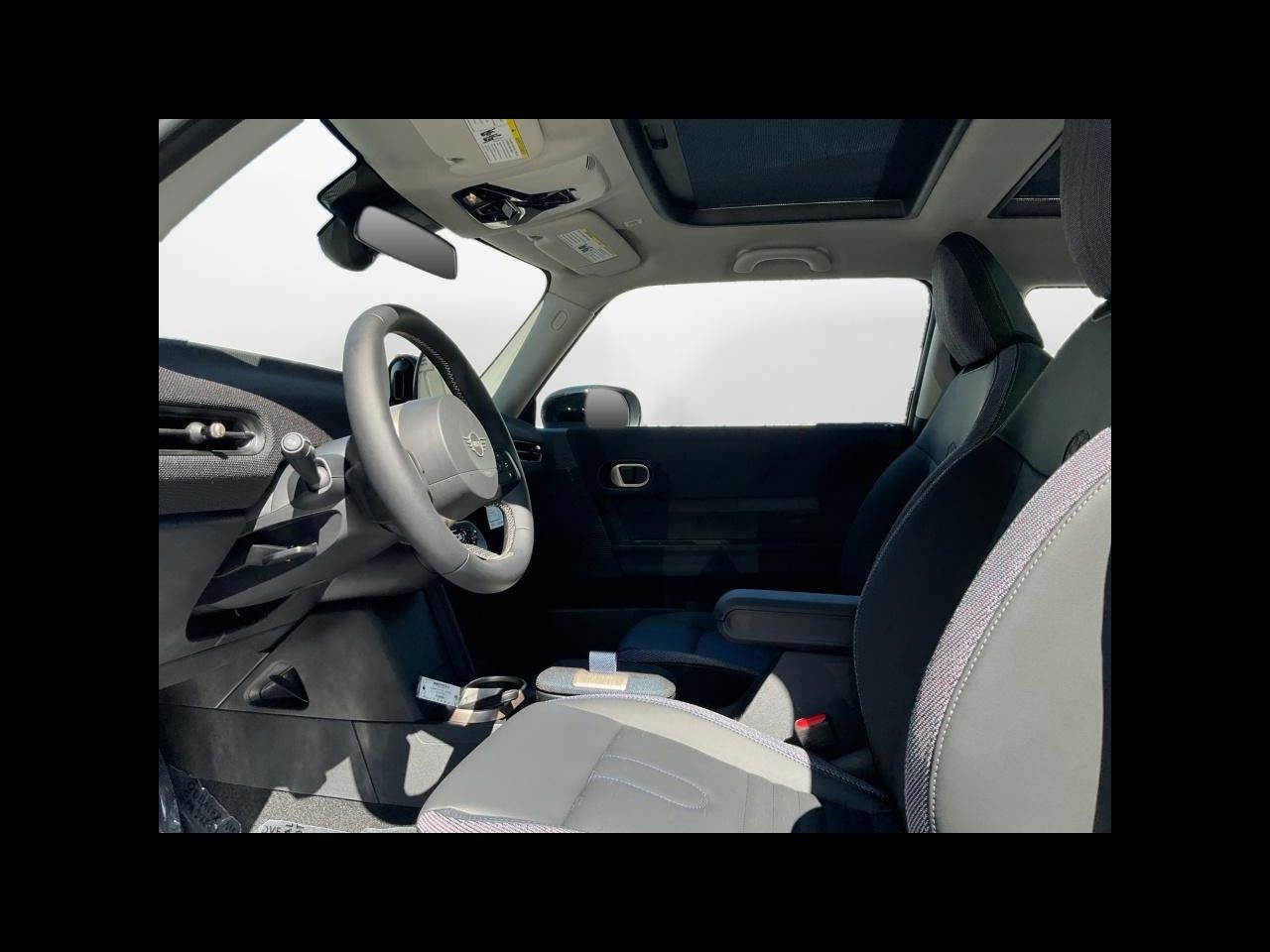 2027 MINI 2 DOOR Base