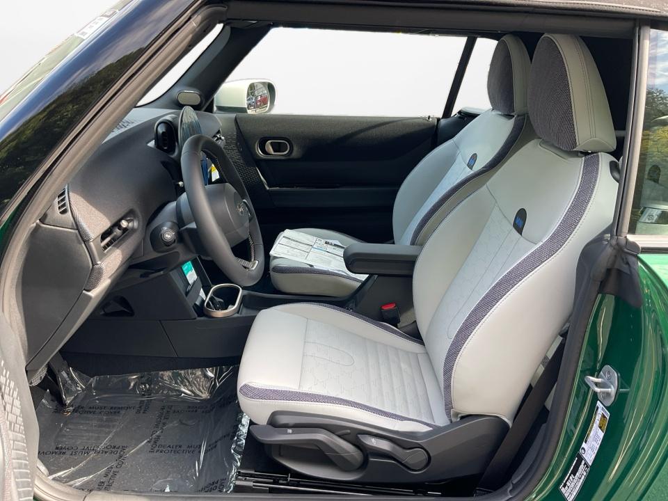 2026 MINI CONVERTIBLE SIGNATURE PLUS