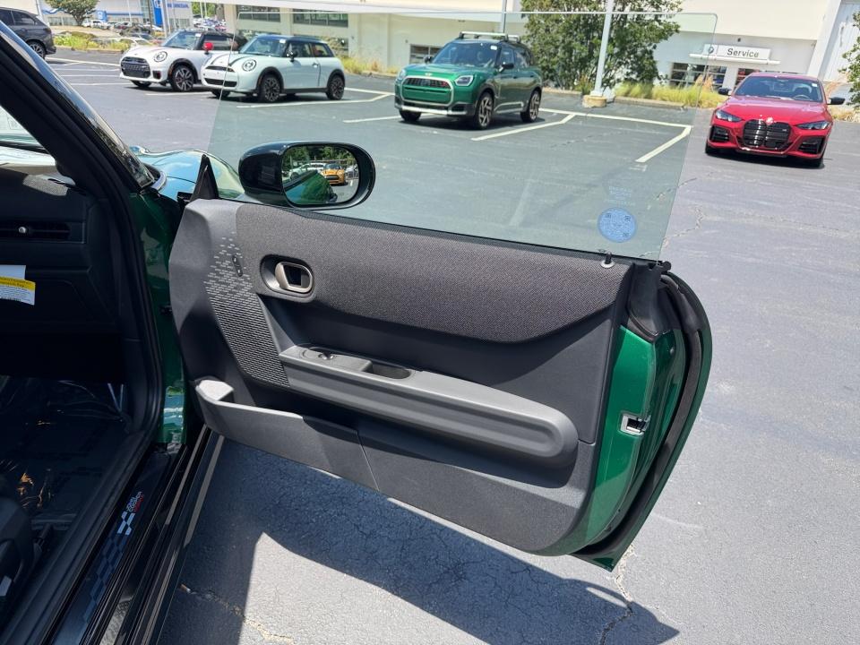 2026 MINI 2 DOOR ICONIC