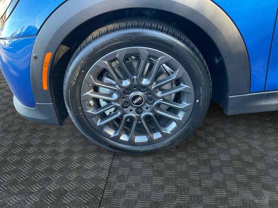 2027 MINI 2 DOOR ICONIC