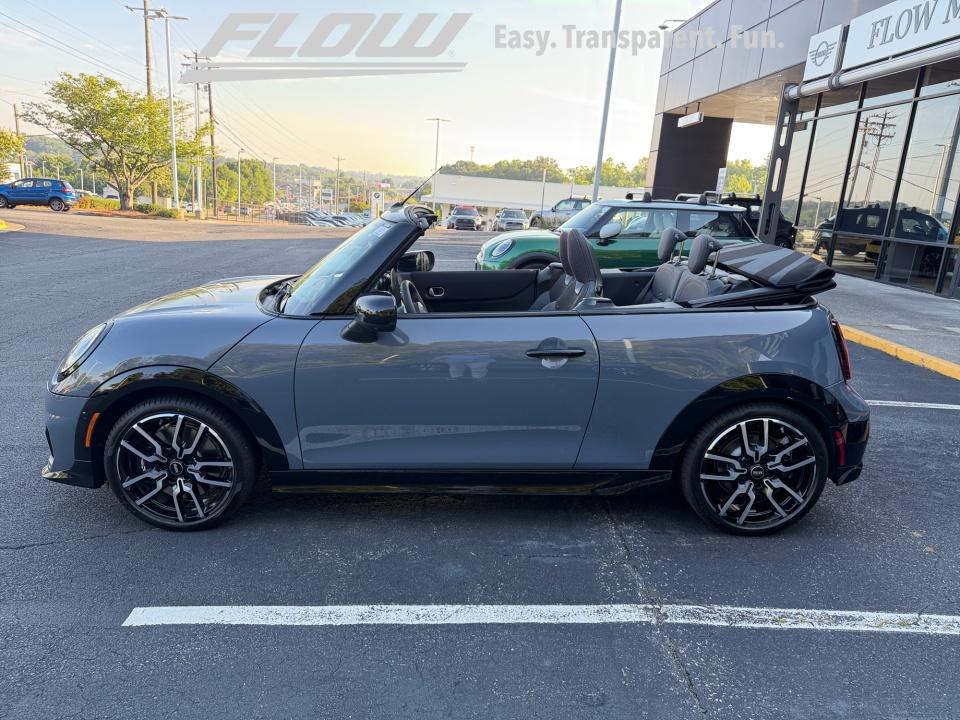 2026 MINI CONVERTIBLE ICONIC