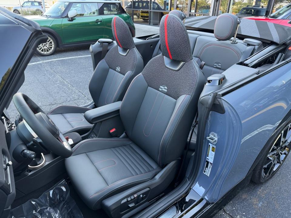 2026 MINI CONVERTIBLE ICONIC