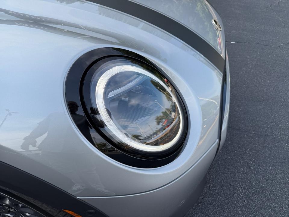 2026 MINI CONVERTIBLE SIGNATURE PLUS