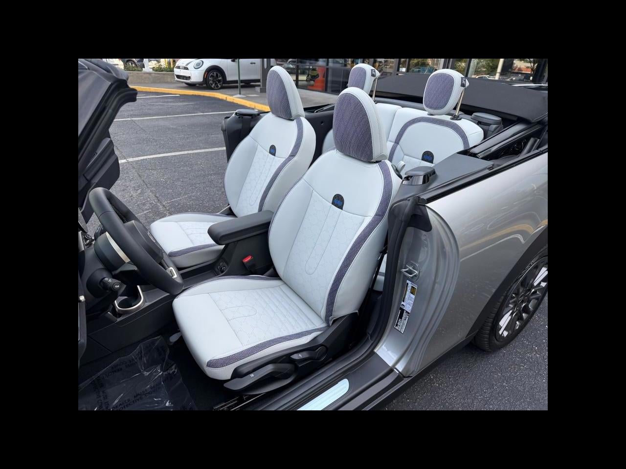 2026 MINI CONVERTIBLE SIGNATURE PLUS