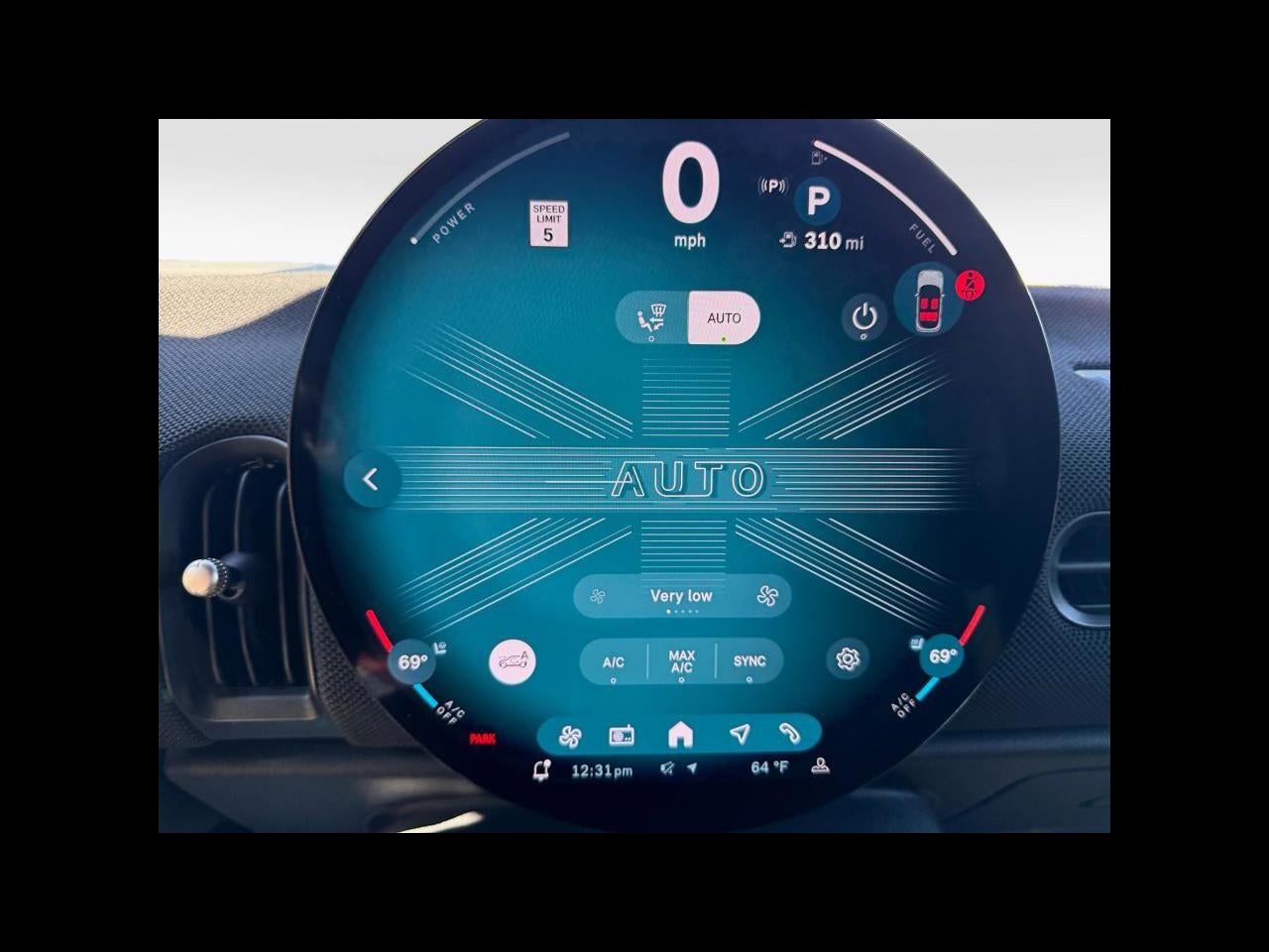 2027 MINI 4 DOOR SIGNATURE PLUS