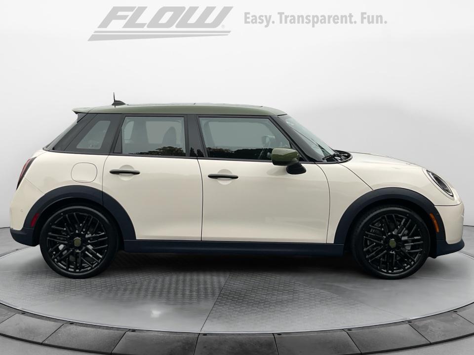 2027 MINI 4 DOOR ICONIC