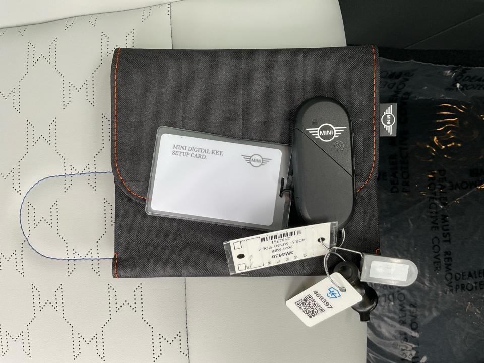 2026 MINI 4 DOOR SIGNATURE PLUS