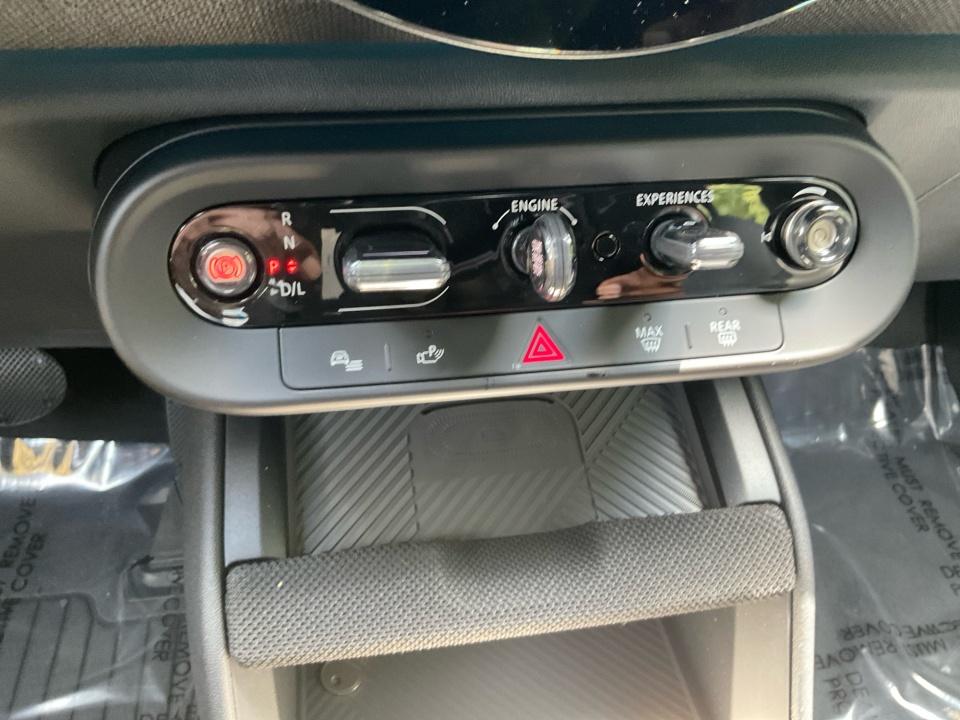 2027 MINI COUNTRYMAN ICONIC