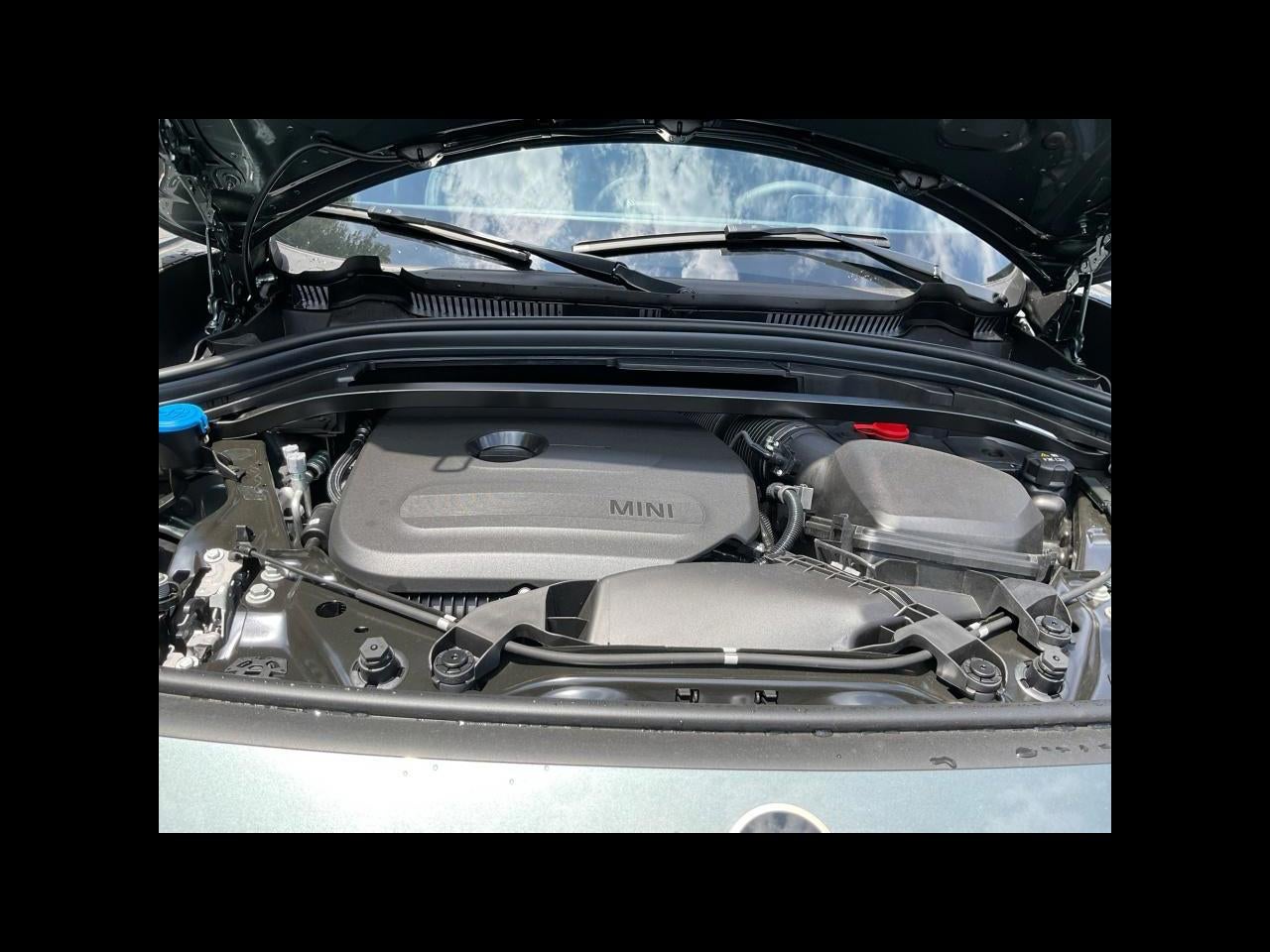 2027 MINI COUNTRYMAN ICONIC