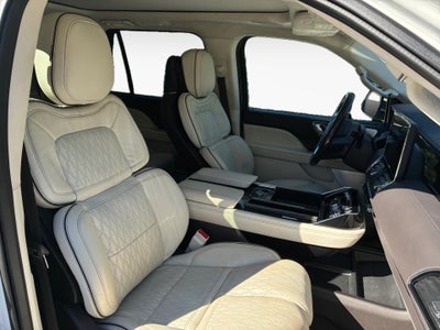 2023 Lincoln Navigator Black Label