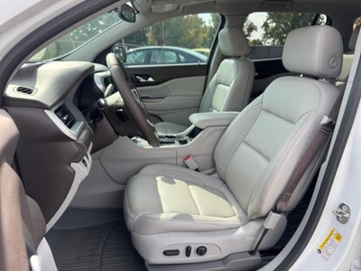 2017 GMC Acadia SLT